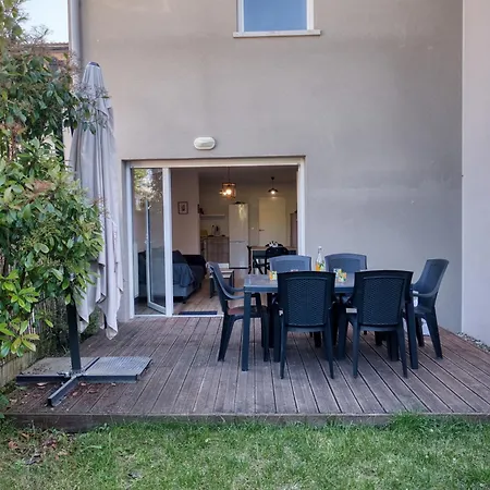 Agreable Duplex Avec Jardin Et Terrasse