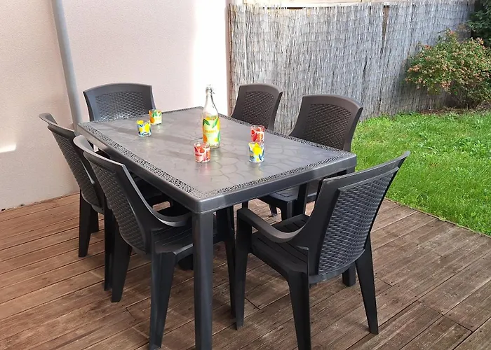 Agreable Duplex Avec Jardin Et Terrasse