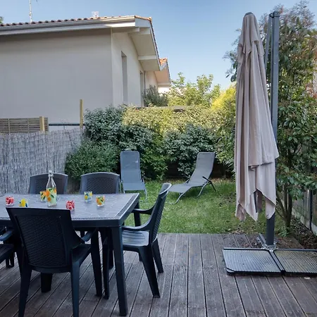 Agreable Duplex Avec Jardin Et Terrasse Apartment La Teste-de-Buch
