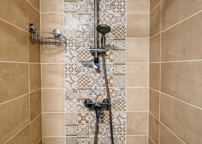 شقة Agreable Duplex Avec Jardin Et Terrasse لا تاسْتْ دو بوك